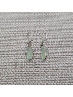 Wire Seafoam Green Sea Glass Dangle Earrings A7820